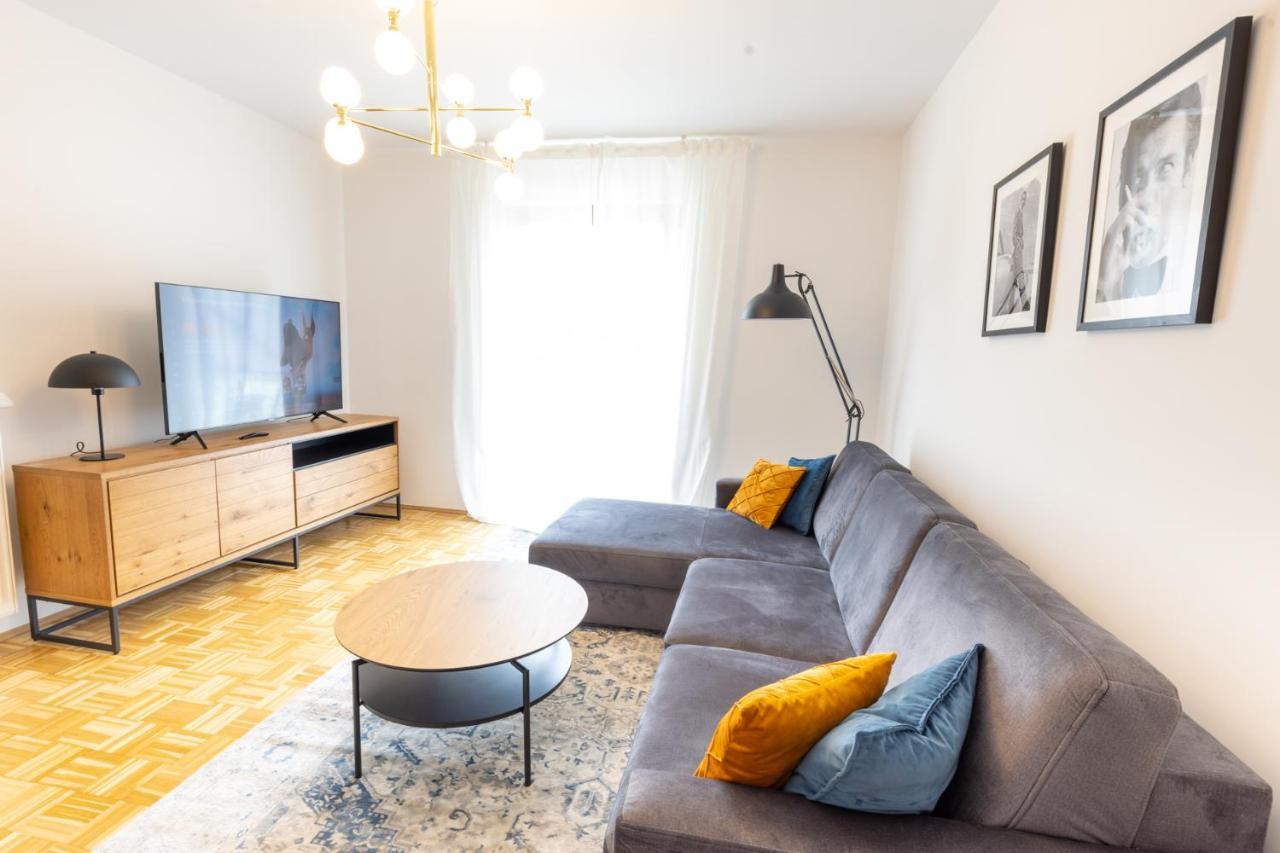 Rhein-Lahn Living - Modernes Design - Balkon Mit Aussicht - Zentrale Lage Nahe Rhein Und Martinsburg Apartment Lahnstein Exterior photo